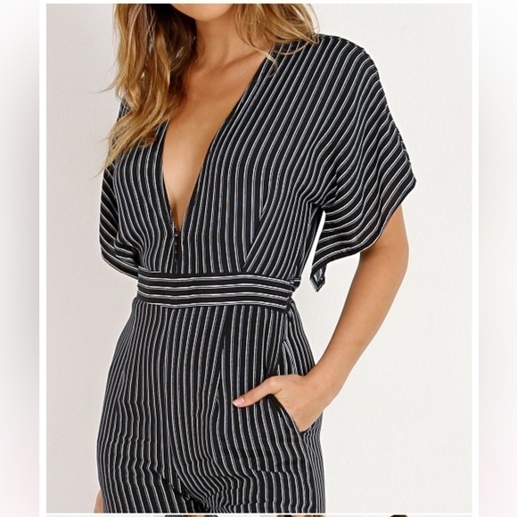 FAITHFULL the Brand Cedric Jumpsuit striped white and black v neck size 4 - Picture 3 of 15